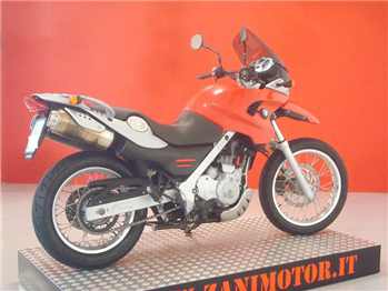Suzuki V-STROM 1000 015